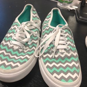 Like new woman’s vans